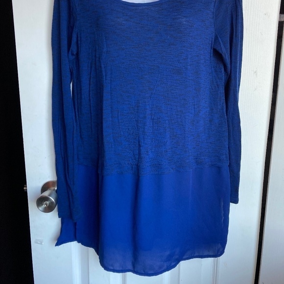 Reitmans Small sweater top size S - Picture 7 of 7